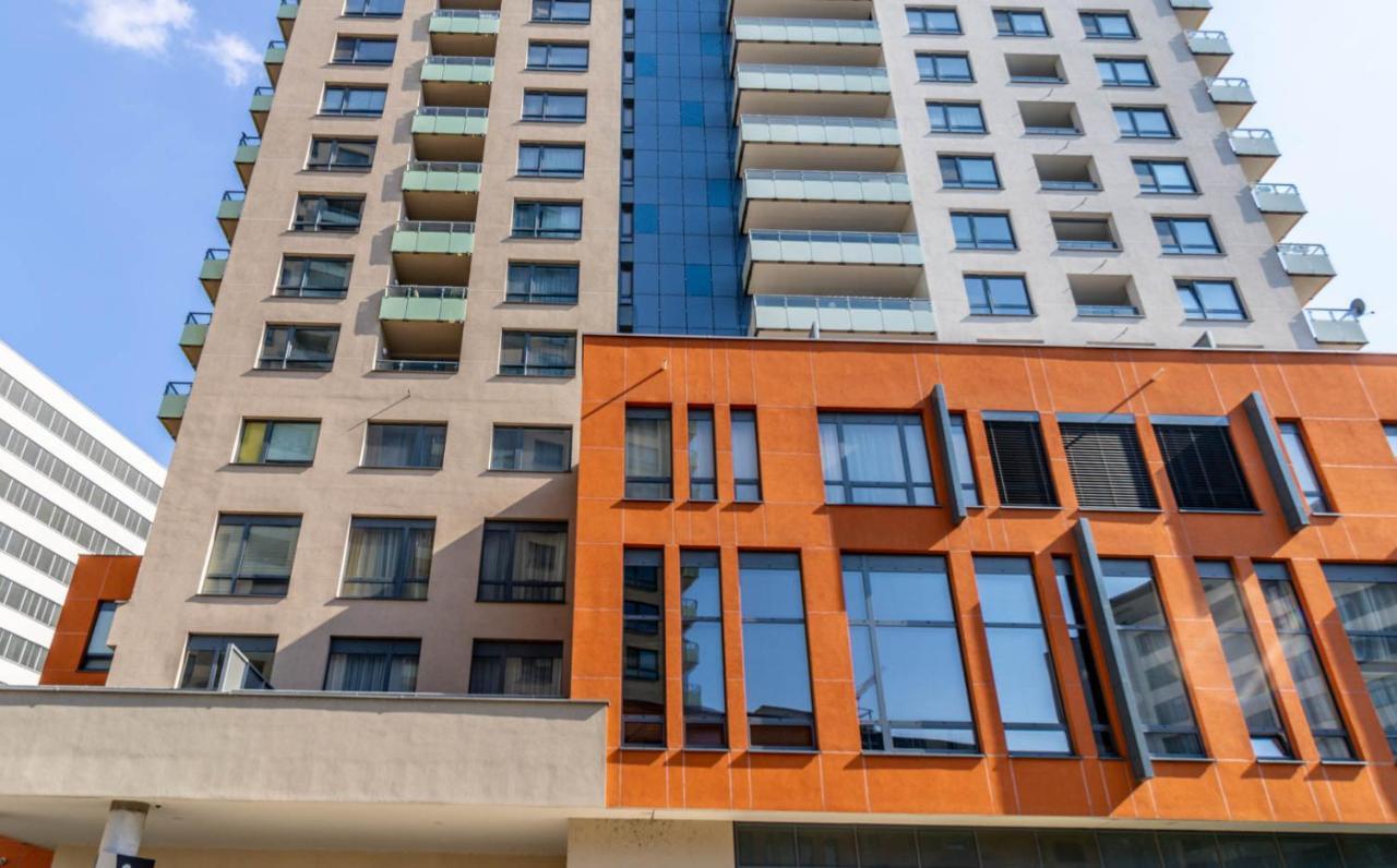 Moderny Byt V Sirsom Centre Apartment บราติสลาวา ภายนอก รูปภาพ